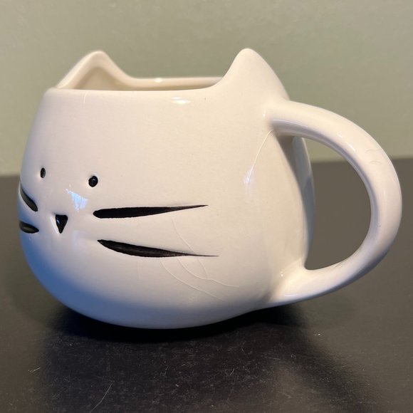 Cat Head Shaped Mug with 3D Pointy Ears & Whiskered Face  ~ Cat Lover ~ Cat Mom - Picture 2 of 7